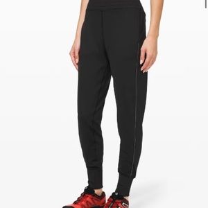 NWT Lululemon Flurry Up High Rise Jogger - Black 12